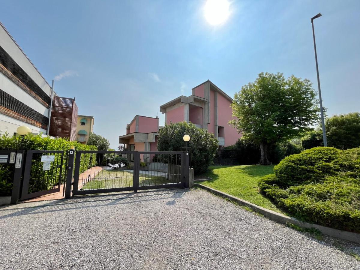 Residence Virgilio Sirmione Luaran gambar