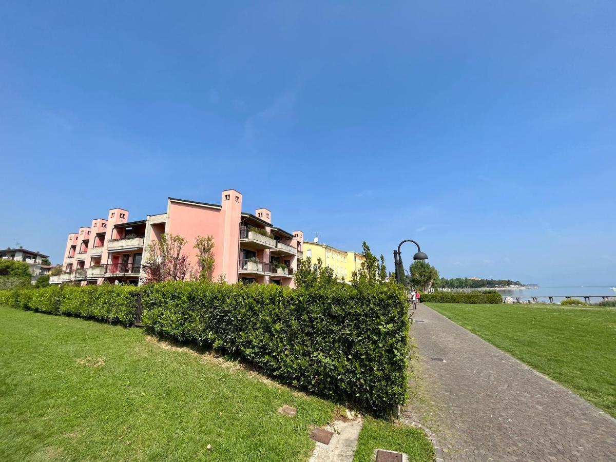 Residence Virgilio Sirmione Luaran gambar