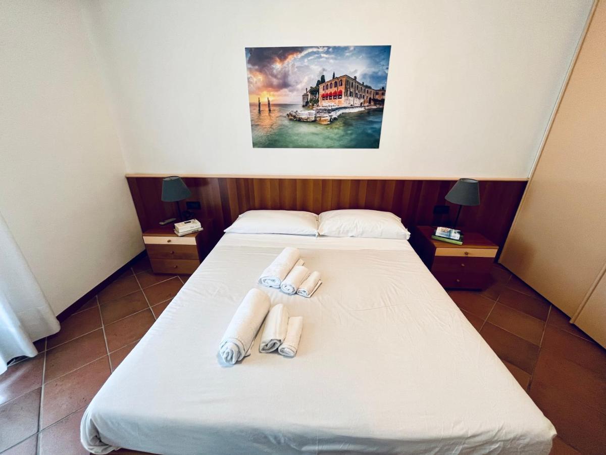 Residence Virgilio Sirmione Luaran gambar