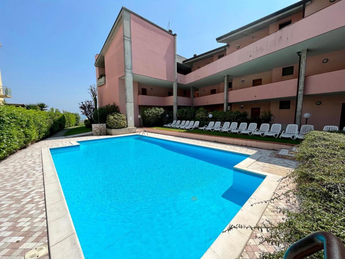 Residence Virgilio Sirmione Luaran gambar